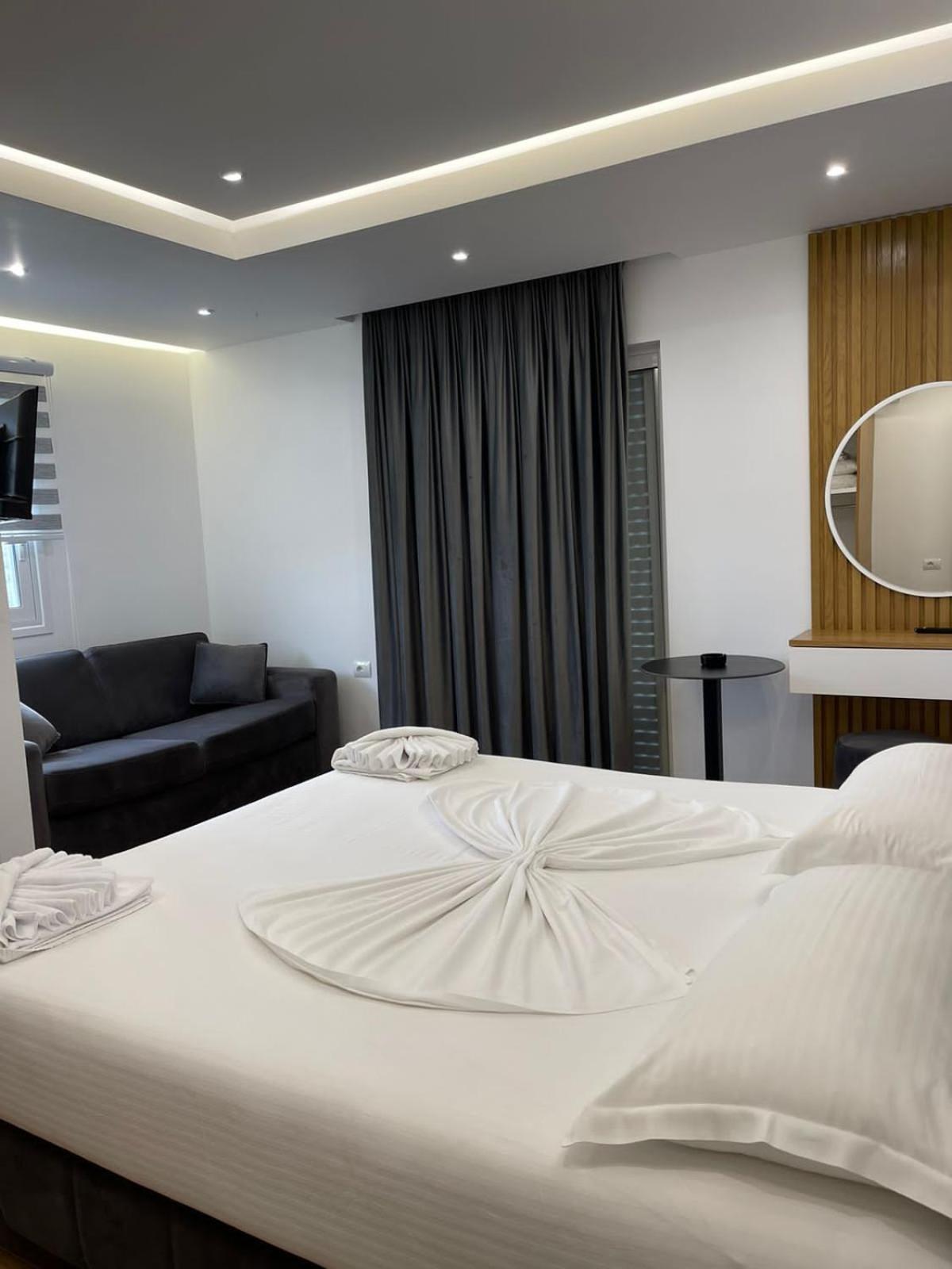 Anna Hotel Ksamil Buitenkant foto